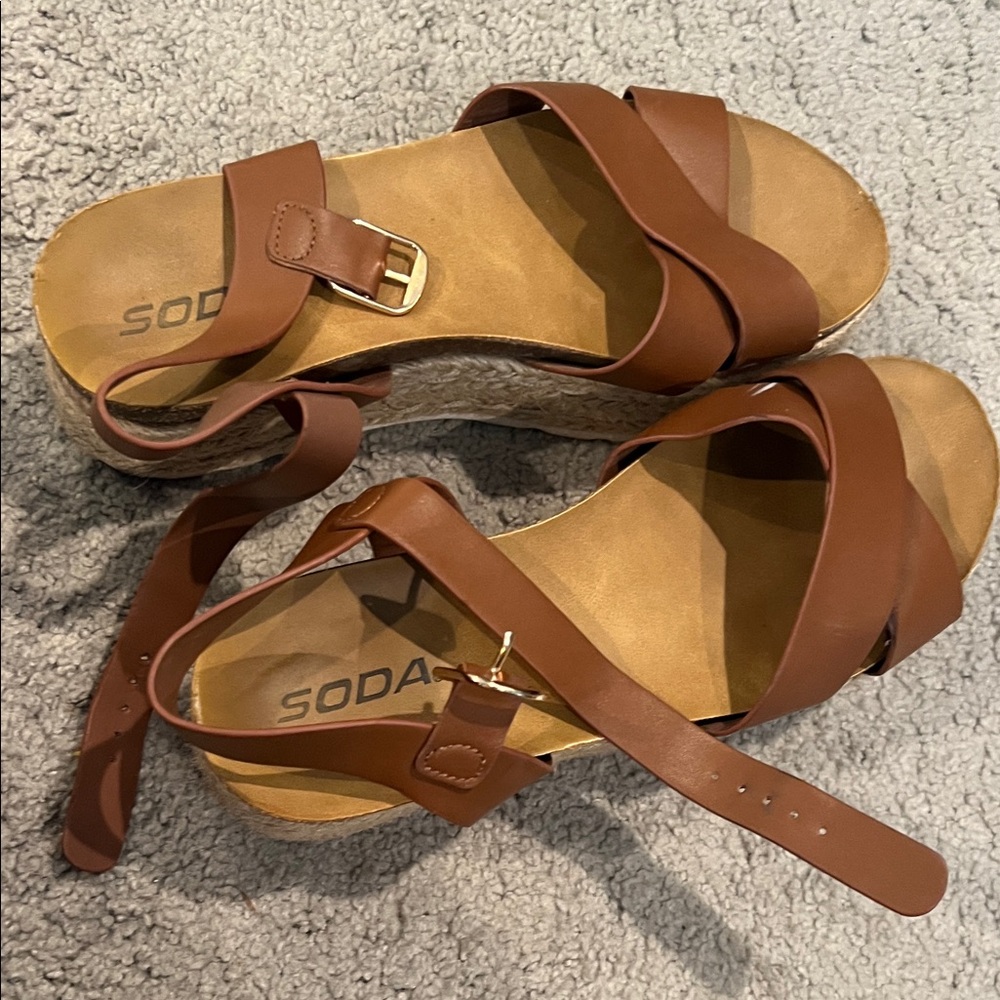 Soda Women's Tan Strappy Sandals